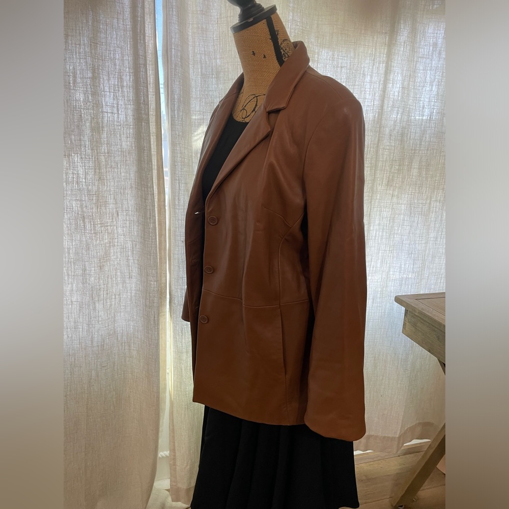 100% genuine leather Jones New York brown caramel women’s classic blazer…